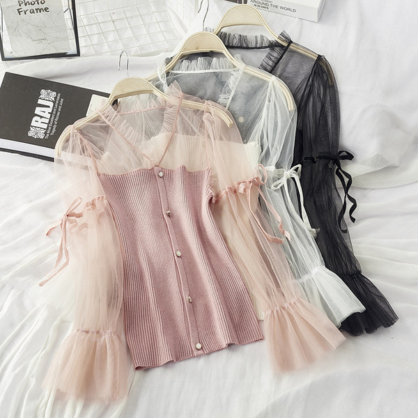 Bluză de damă cu mâneci din tul și cravate în roz, alb și negru