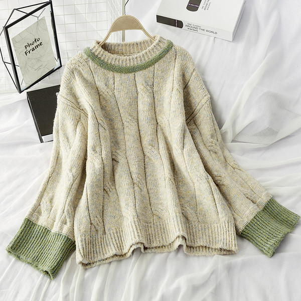 Pulover de iarna de dama cu decolteu rotund model larg in verde, bej si portocaliu