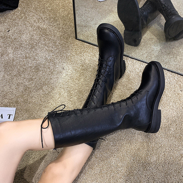 Cizme de dama din piele ecologica cu sireturi in bej si negru - doua modele