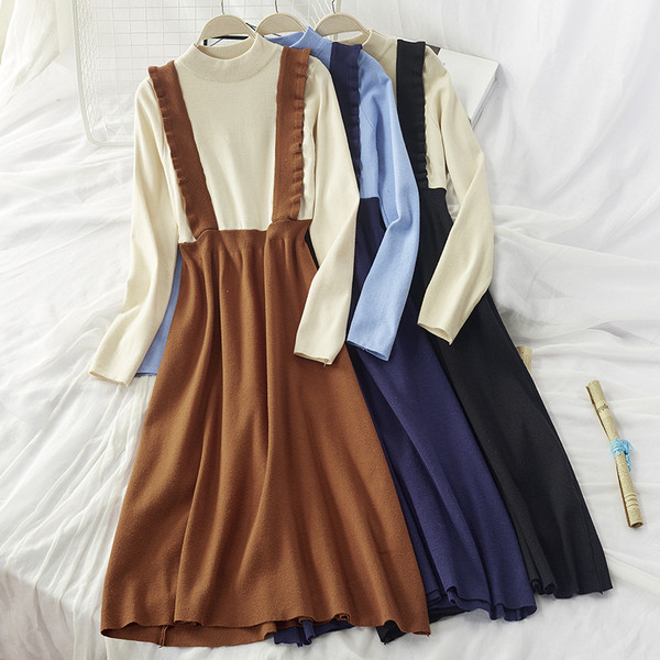 Rochie de dama casual model decupata cu maneci lungi si decolteu rotund in mai multe culori