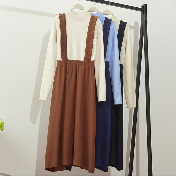 Rochie de dama casual model decupata cu maneci lungi si decolteu rotund in mai multe culori