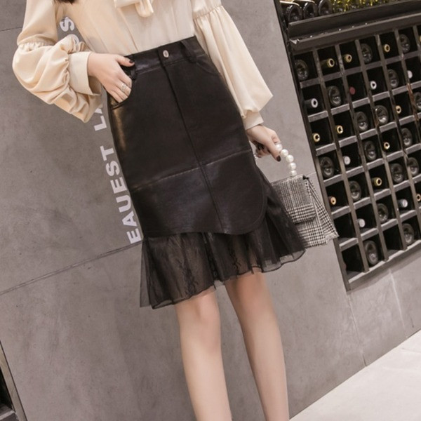 Fusta de dama moderna din piele cu talie inalta si tul in negru