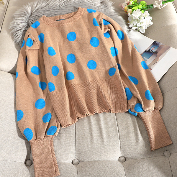 Pulover de damă modern cu buline, cu mâneci largi și decolteu rotund