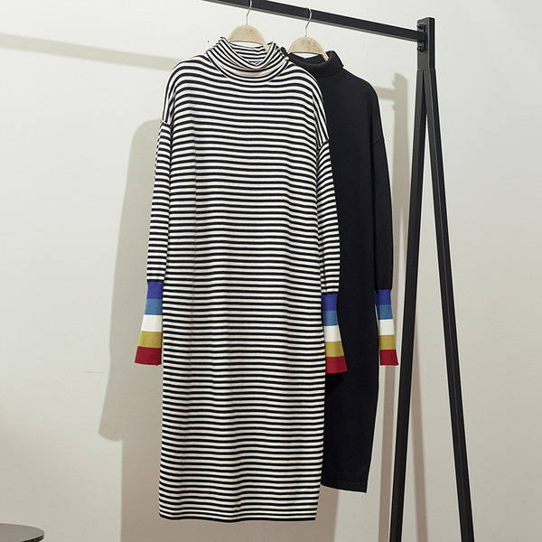 Rochie de toamna de dama cu guler polo model lung alb-negru