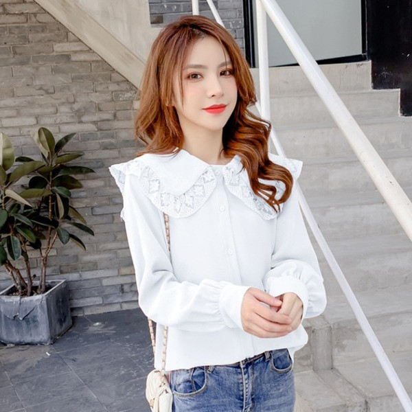 Cămașă de damă cu nasturi și dantelă la guler - model larg în alb, roz și verde