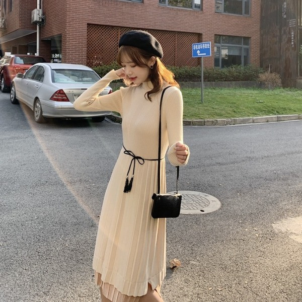 Rochie de dama plisata tricotata cu curea in bej, maro si negru