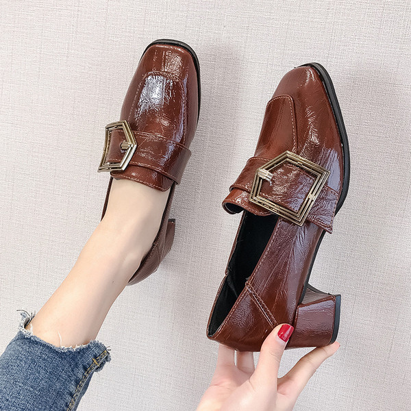 Pantofi casual de dama din piele cu catarama metalica in negru si maro