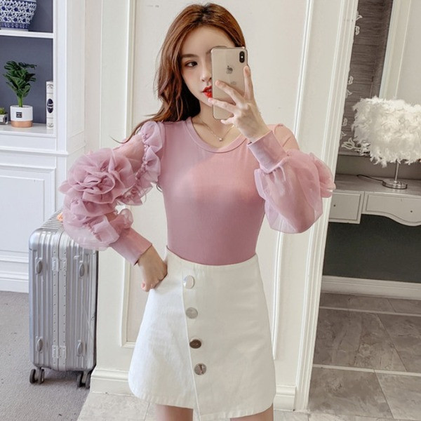 Bluză modernă, cu mâneci din tul, roz și roșu