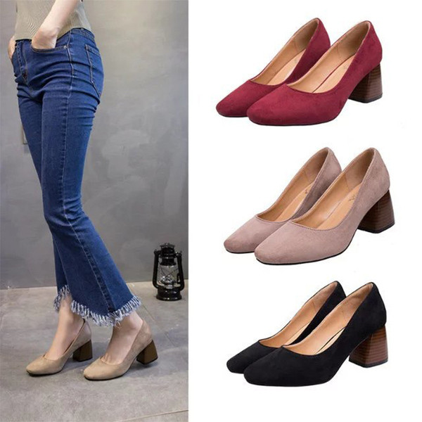 Pantofi de dama din piele intoarsa cu toc gros in negru si bej