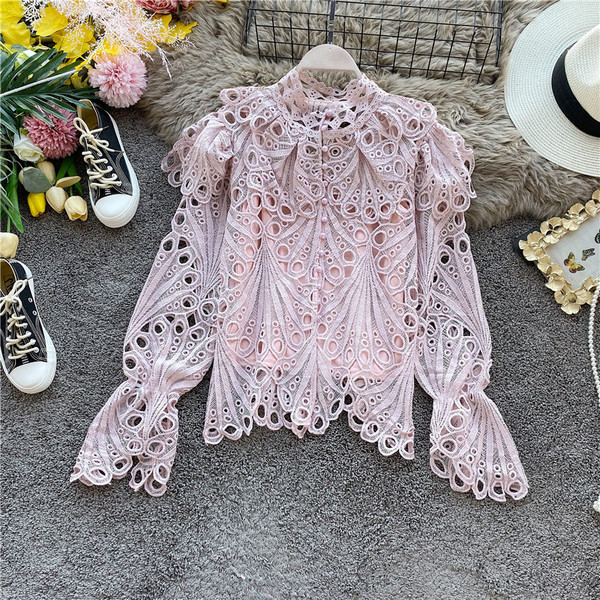 Bluza dama din dantela cu nasturi in alb, negru, roz si bej