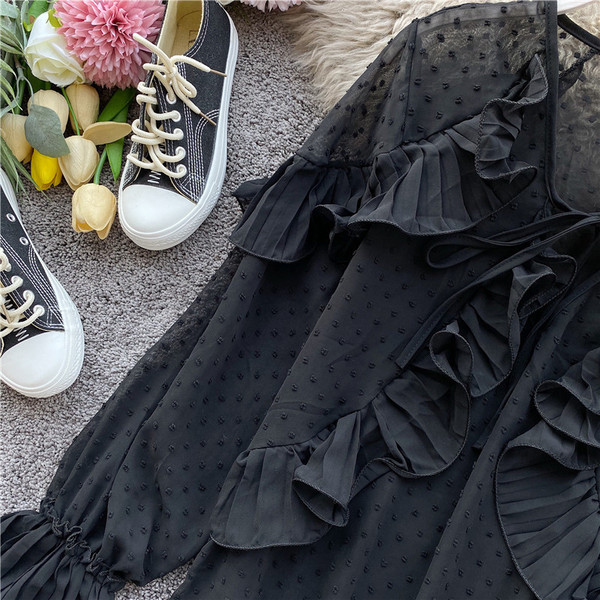 Cămașă modernă de damă cu cravate și bucle de șifon în alb și negru