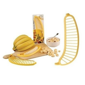 Комплект от два броя пластмасов уред за рязане на банан в жълт цвят