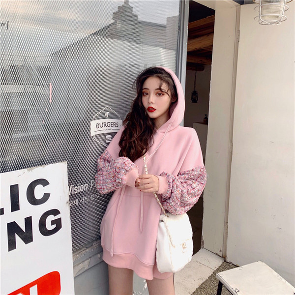 Hanorac de damă cu glugă și buzunar - un model larg în roz