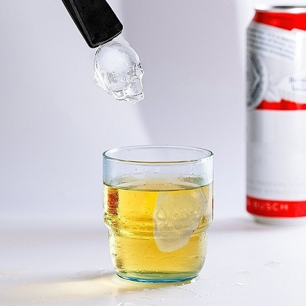 Силиконова форма за четири броя лед в черен цвят - Череп