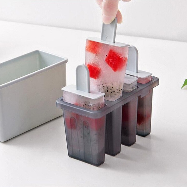 Formă din plastic cu patru mânere pentru înghețată de casă în verde, bej, albastru și alb