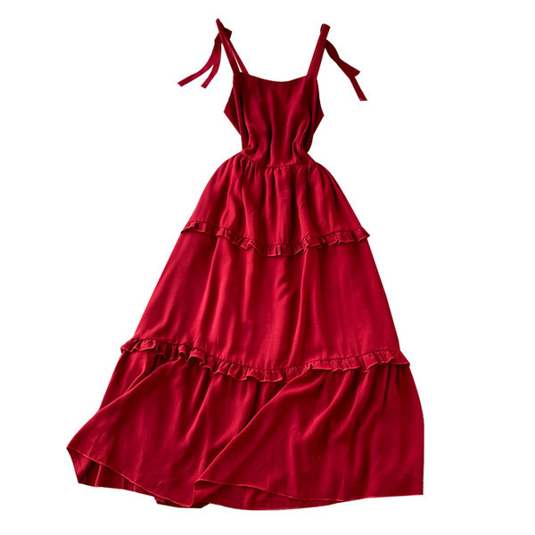 Rochie moderna de dama cu bretele subtiri in model croiat de culoare rosie