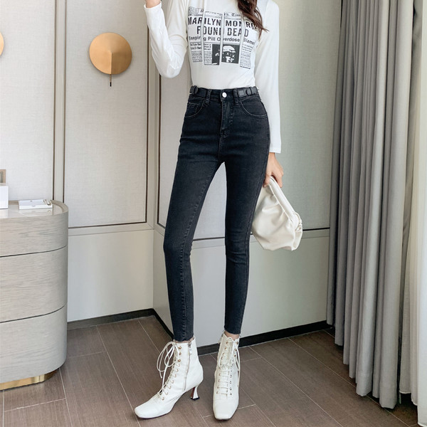 Blugi dama - model slim cu talie inalta de culoare neagra cu curea