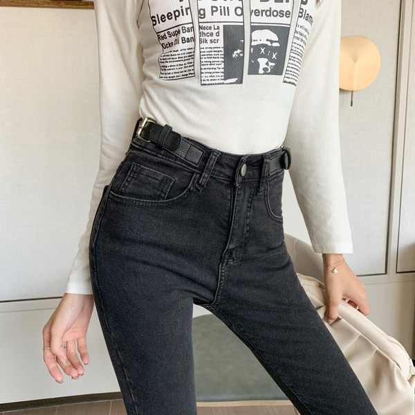 Blugi dama - model slim cu talie inalta de culoare neagra cu curea