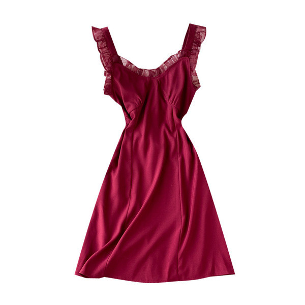 Rochie de dama moderna decupata model cu bretele si decolteu patrat in visiniu