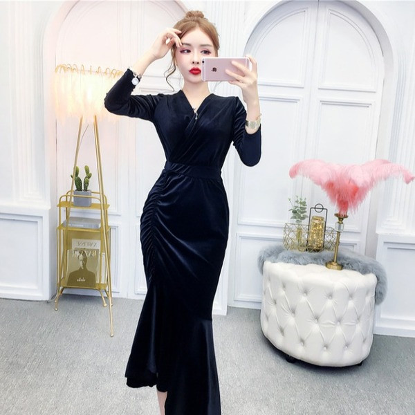 Rochie modernă de iarnă pentru femei, din catifea, cu decolteu spitz, în negru