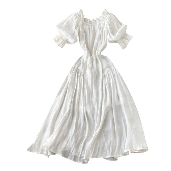 Rochie modernă de damă cu mâneci scurte și decolteu barcă în alb