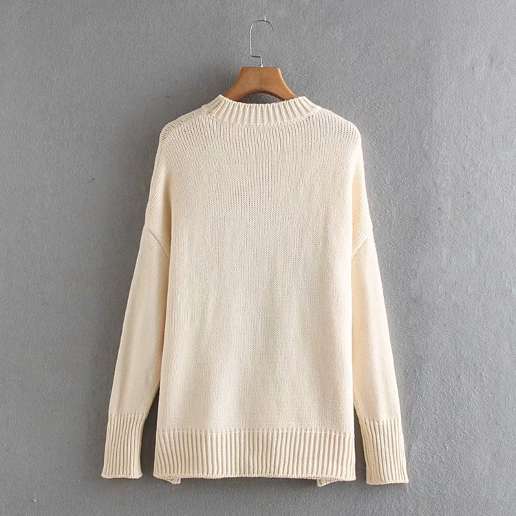 Pulover de iarna lat de dama de culoare bej cu broderie