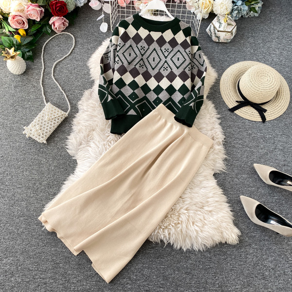 Set tricotat pentru femei modern din două părți cu model de culoare în patru culori