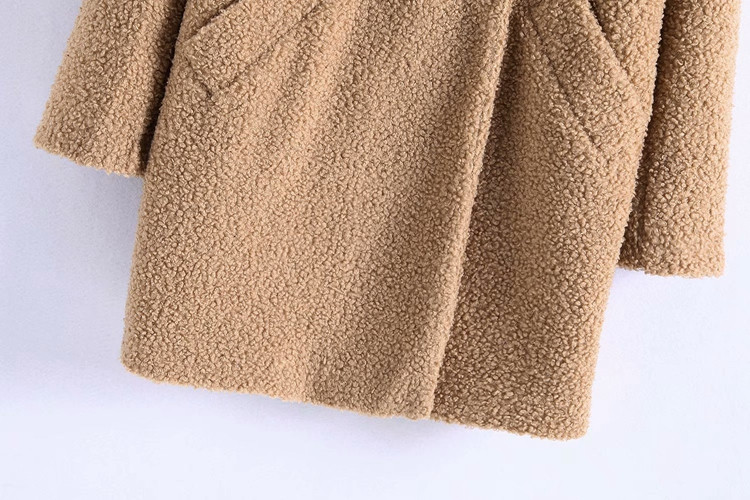 Palton lung cald toamna-iarna model drept cu nasturi in rosu si bej