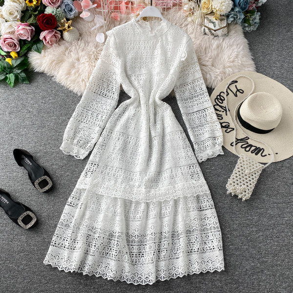 Rochie moderna de dama lunga cu dantela si guler inalt in patru culori