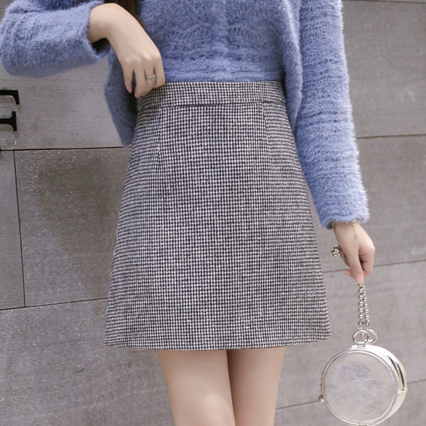 Fusta dama in carouri cu talie inalta de culoare maro si gri