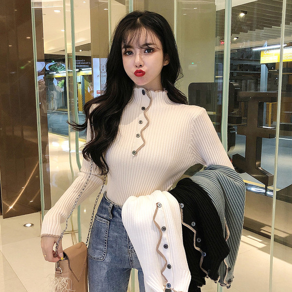 Pulover de dama cu guler inalt si nasturi in negru, alb, bej si verde