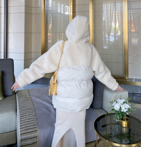Geaca lunga de iarna model drept alb cu gluga