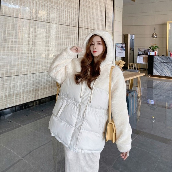 Geaca lunga de iarna model drept alb cu gluga