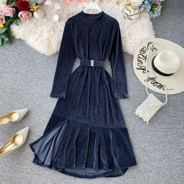 Rochie de dama moderna din catifea cu efect stralucitor si curea in cinci culori