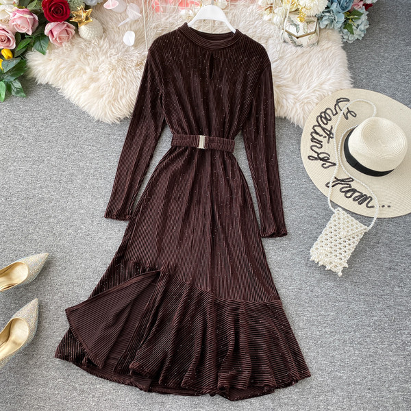 Rochie de dama moderna din catifea cu efect stralucitor si curea in cinci culori