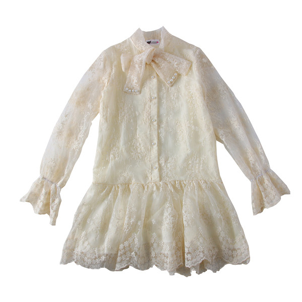 Rochie de dama din dantela cu cravate si maneci lotus in bej