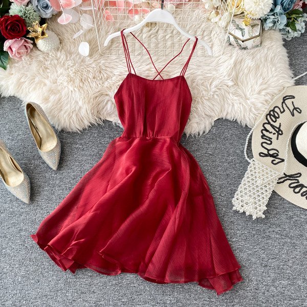 Rochie moderna de dama cu bretele subtiri model croiat in mai multe culori