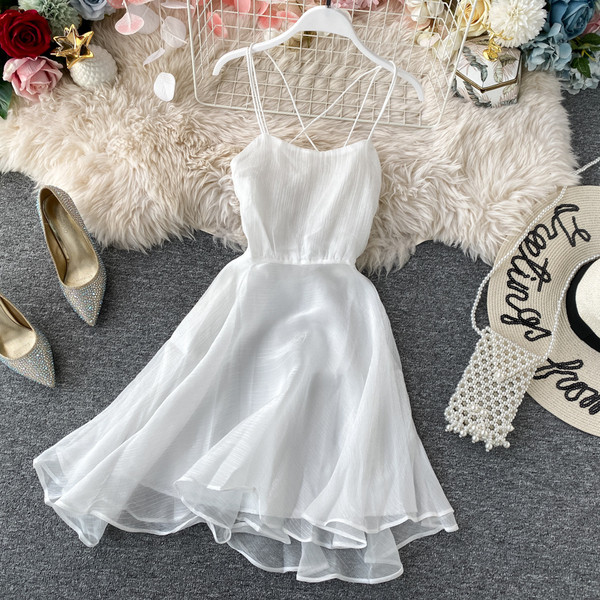 Rochie moderna de dama cu bretele subtiri model croiat in mai multe culori