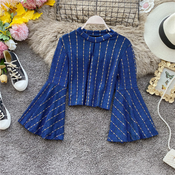 Bluză de damă modernă cu decolteu oval și mâneci lotus în mai multe culori