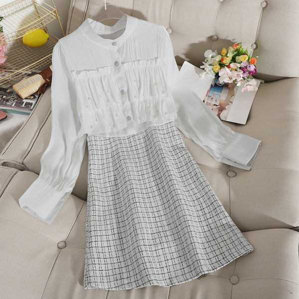 Rochie eleganta de dama cu fusta in carouri si element sidefat in alb si negru