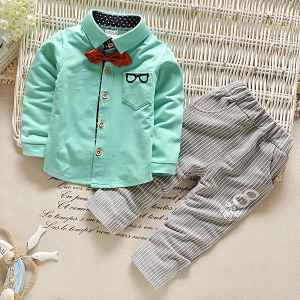 Set pentru copii modern pentru baieti cu camasa si pantaloni lungi in patru culori