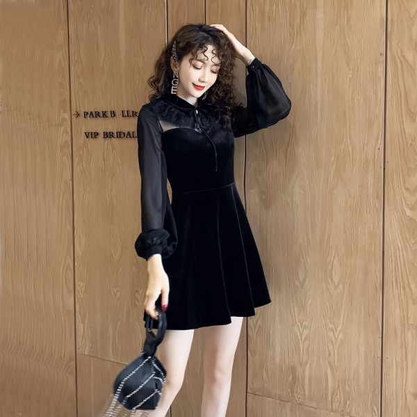 Rochie de dama croiata model nou din catifea cu guler clasic, tul si dantela