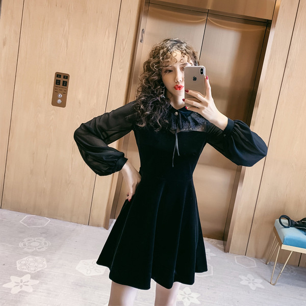 Rochie de dama croiata model nou din catifea cu guler clasic, tul si dantela