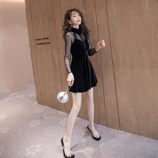 Rochie de dama cu guler polo si maneci sigilate in negru