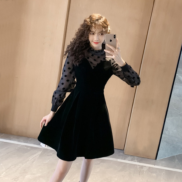 Modern női pöttyös ruha bársony pecsétes ujjakkal