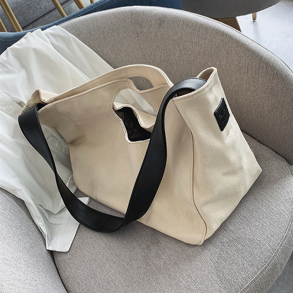 Geanta mare tip geanta textila in bej si verde