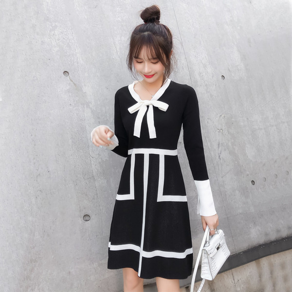 Rochie dama tricotata cu panglica - model croiat in culoarea neagra