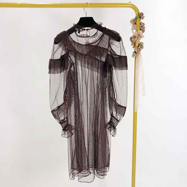 Modern női ruha két részes lila színben, tüllel