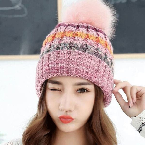 Palarie de dama tricotata iarna cu puf in sase culori