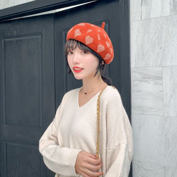 Palarie de iarna tip bereta de dama moderna in galben, maro, rosu, negru, gri si roz